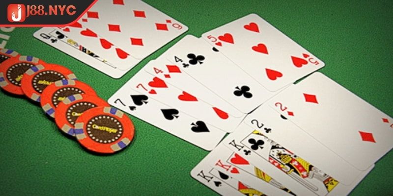 Mậu Binh J88 Sân Chơi Trí Tuệ Đỉnh Cao Cho Bet Thủ Đam Mê 4 Chiến thuật thùng 3 phé